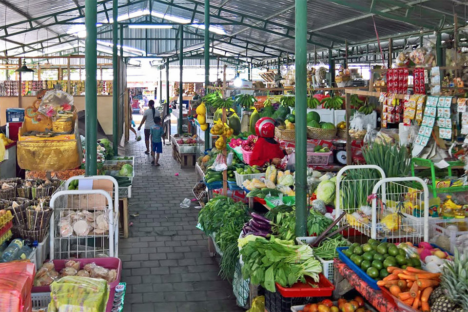 Pasar Semat Traditional Market Berawa Near Villa Manggala